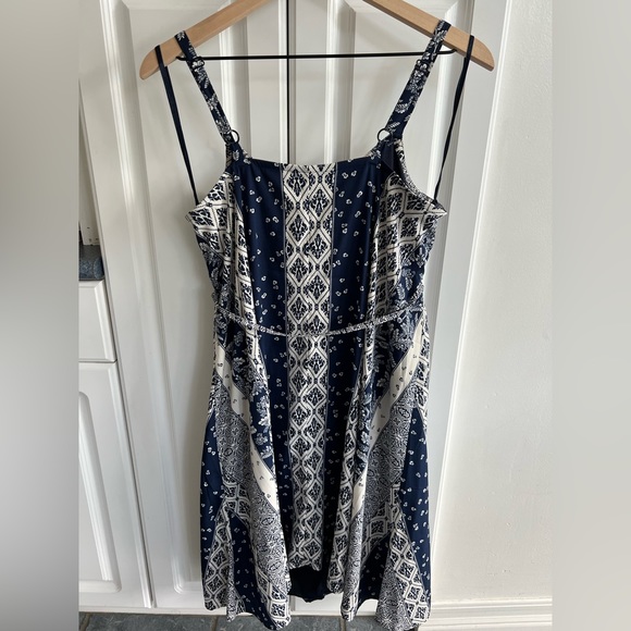 Motherhood Maternity Dress - Picture 3 of 9